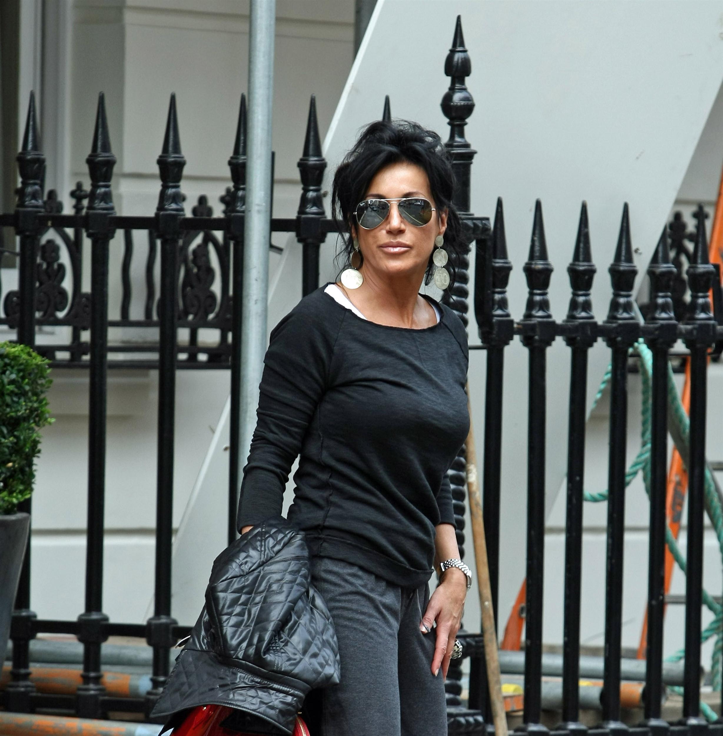 Nancy Dell'Olio is seen leaving a medical building on Harley Street | Picture 101268